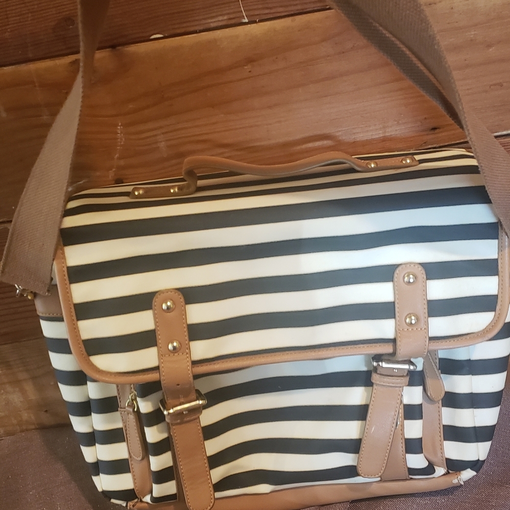 Whim and wander bag